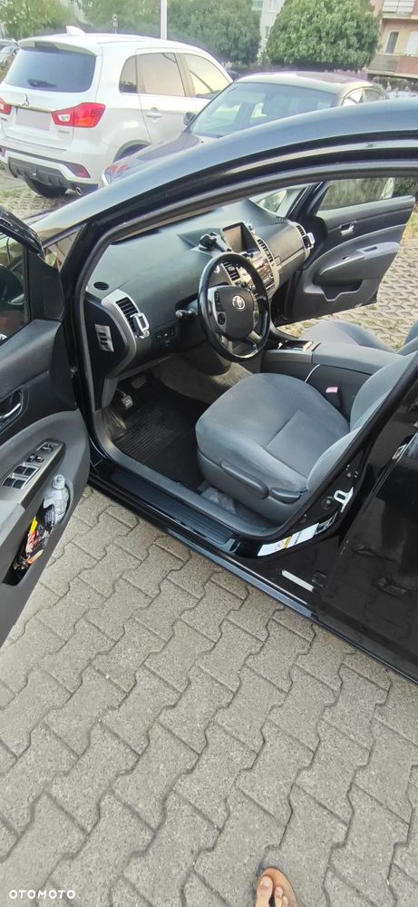 Toyota Prius - 8