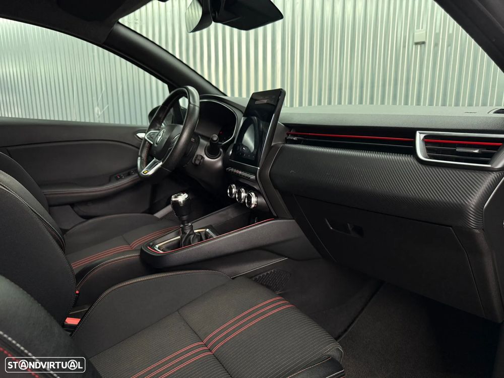 Renault Clio 1.0 TCe RS Line - 24