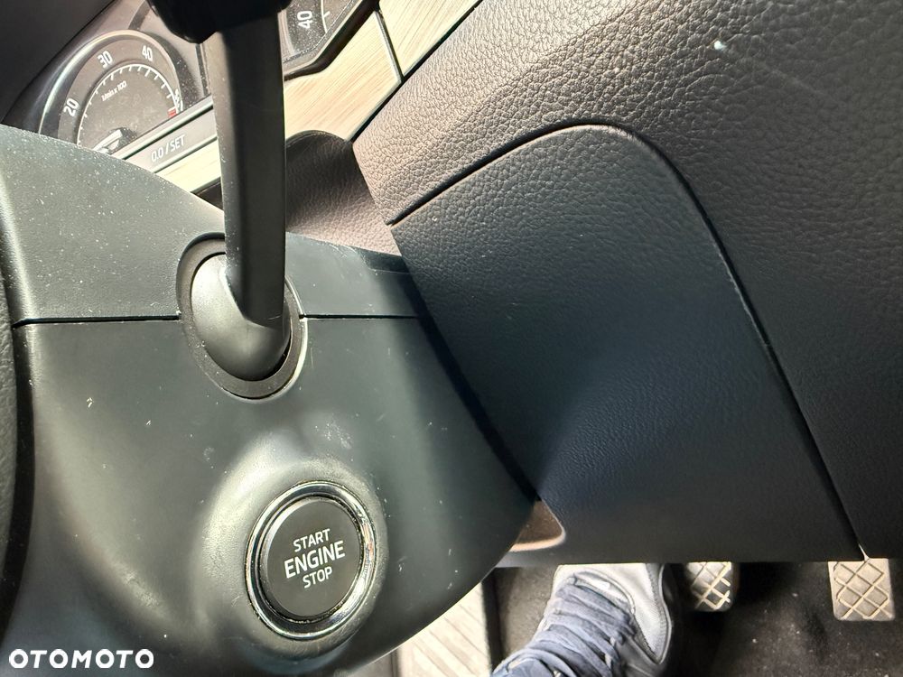 Skoda Superb 2.0 TDI 4x4 Sportline DSG - 15