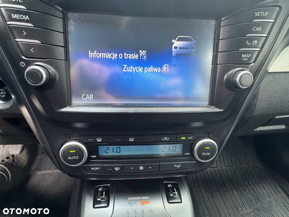Toyota Avensis 2.0 D-4D Prestige - 34