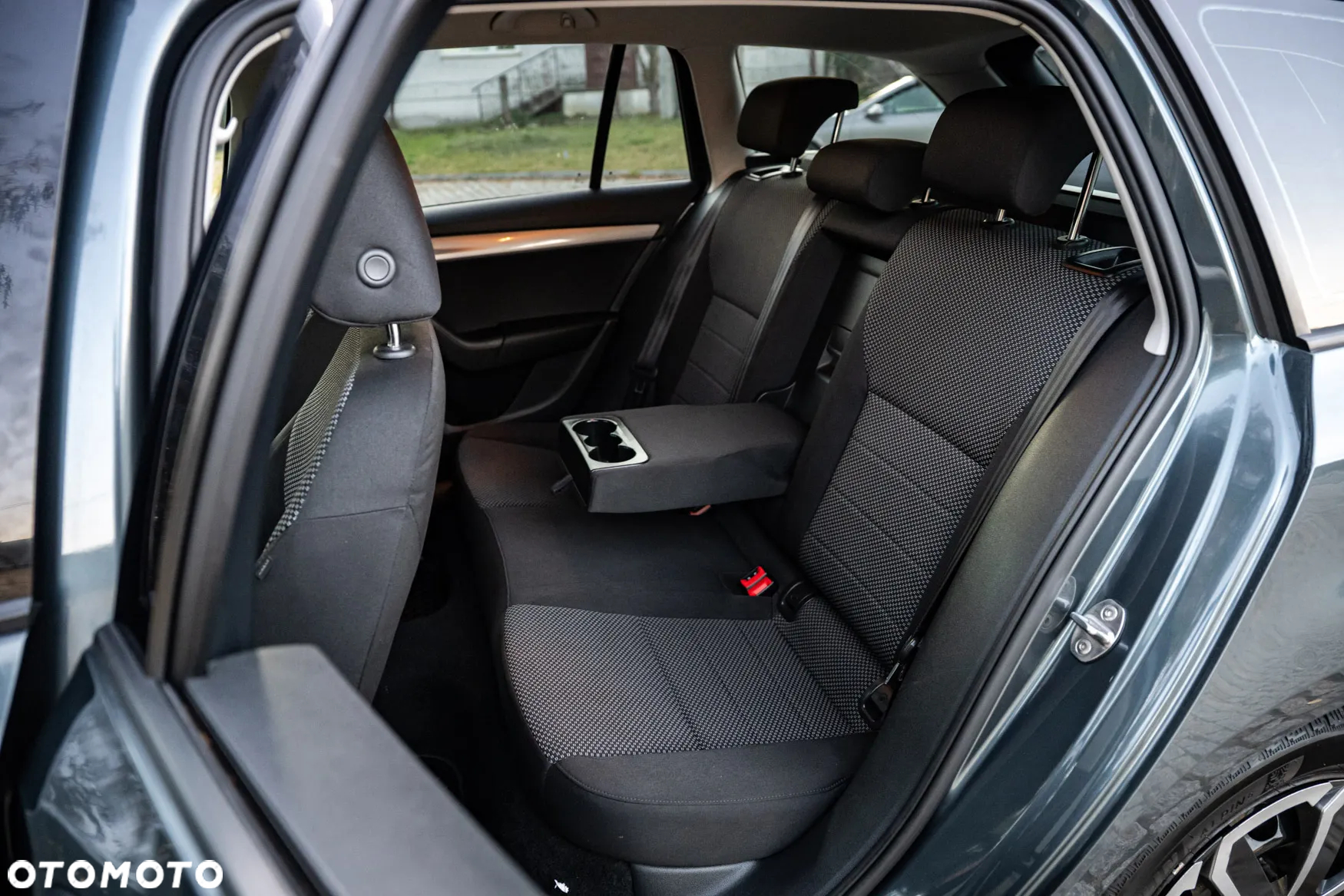 Skoda Octavia 2.0 TDI Ambition DSG - 18
