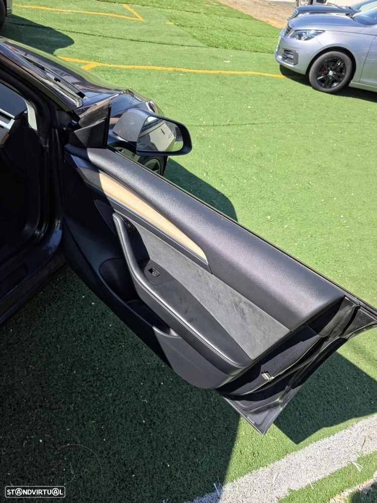 Tesla Model 3 Long Range Tração Integral - 23