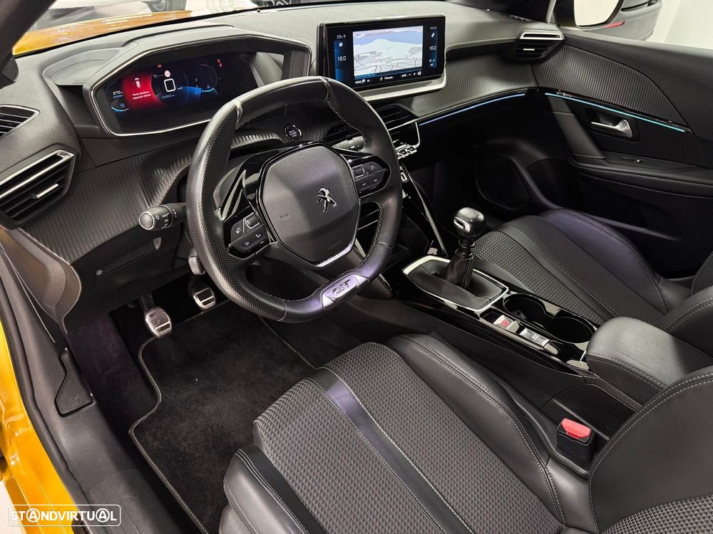 Peugeot 208 1.2 PureTech GT - 8