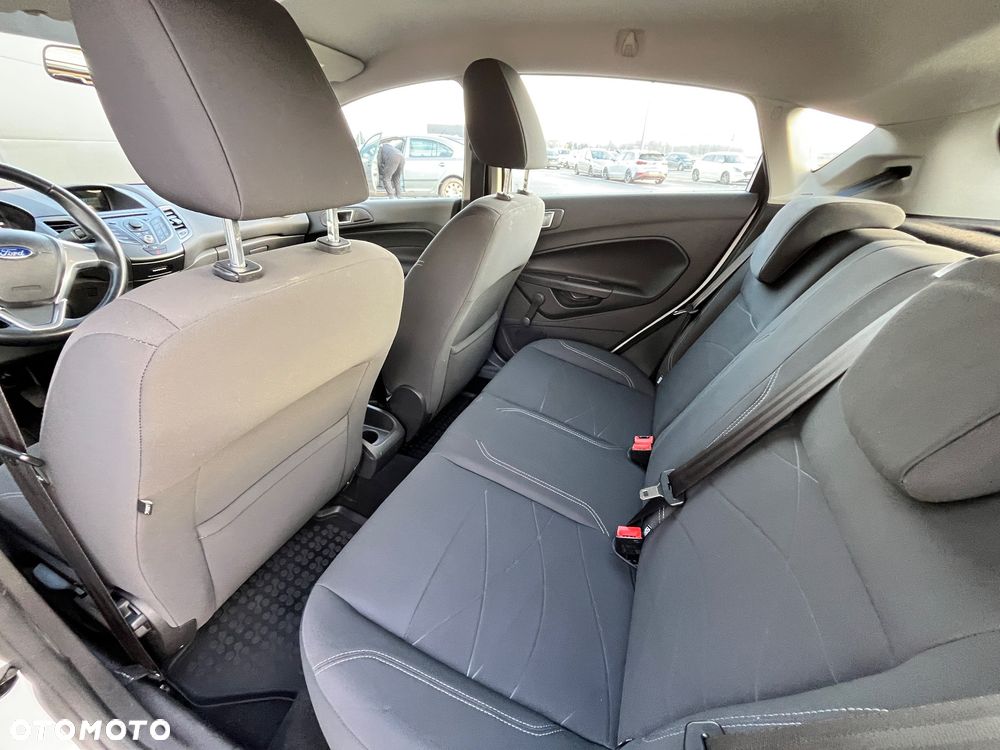 Ford Fiesta 1.25 Ambiente EU5 - 11