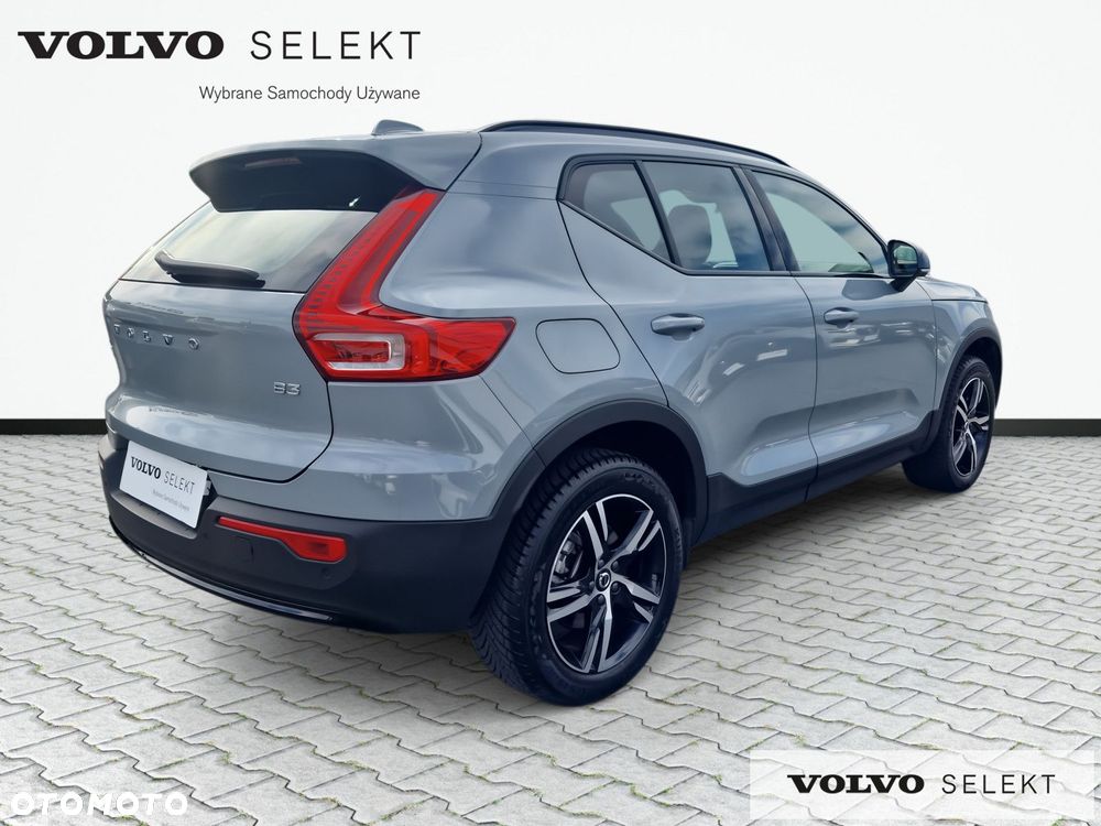 Volvo XC 40 - 6