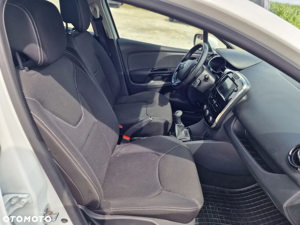 Renault Clio 1.2 16V 75 LIMITED - 25