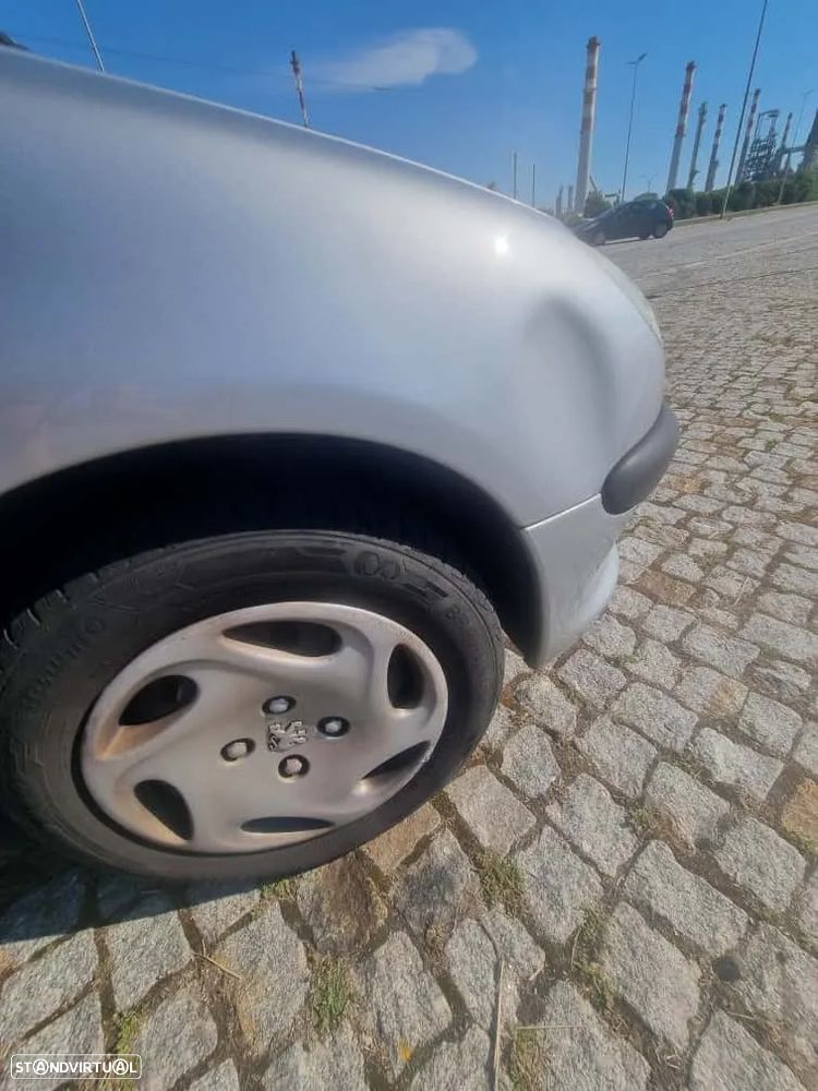 Peugeot 206 1.1 XR - 4