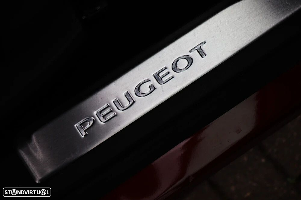 Peugeot 3008 1.2 PureTech GT Line EAT8 - 27
