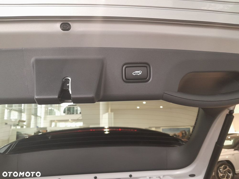 Hyundai Tucson 1.6 T-GDi HEV Executive 2WD - 11