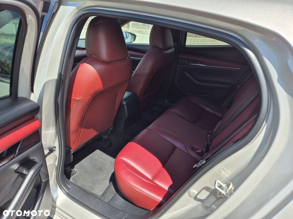 Mazda 3 2.0 mHEV Enso - 11