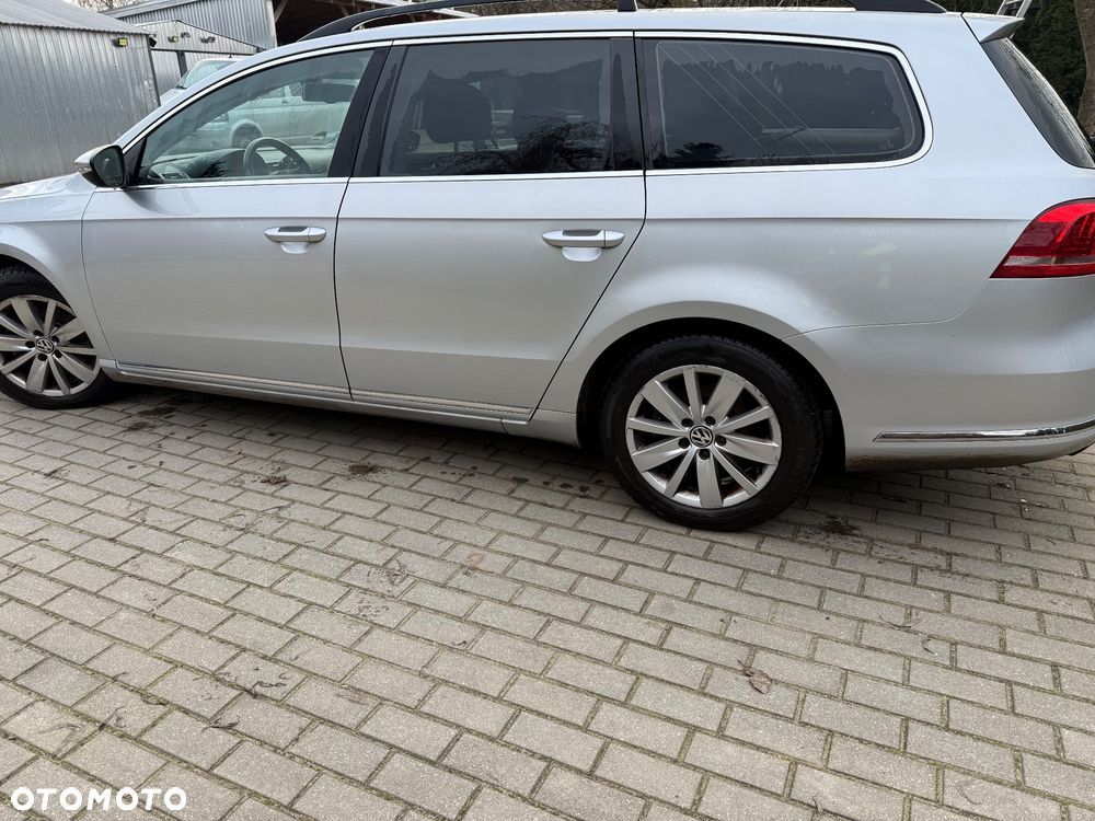 Volkswagen Passat 2.0 TDI Comfortline DSG - 4