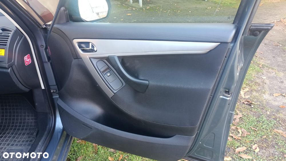 Citroën C4 Picasso - 16