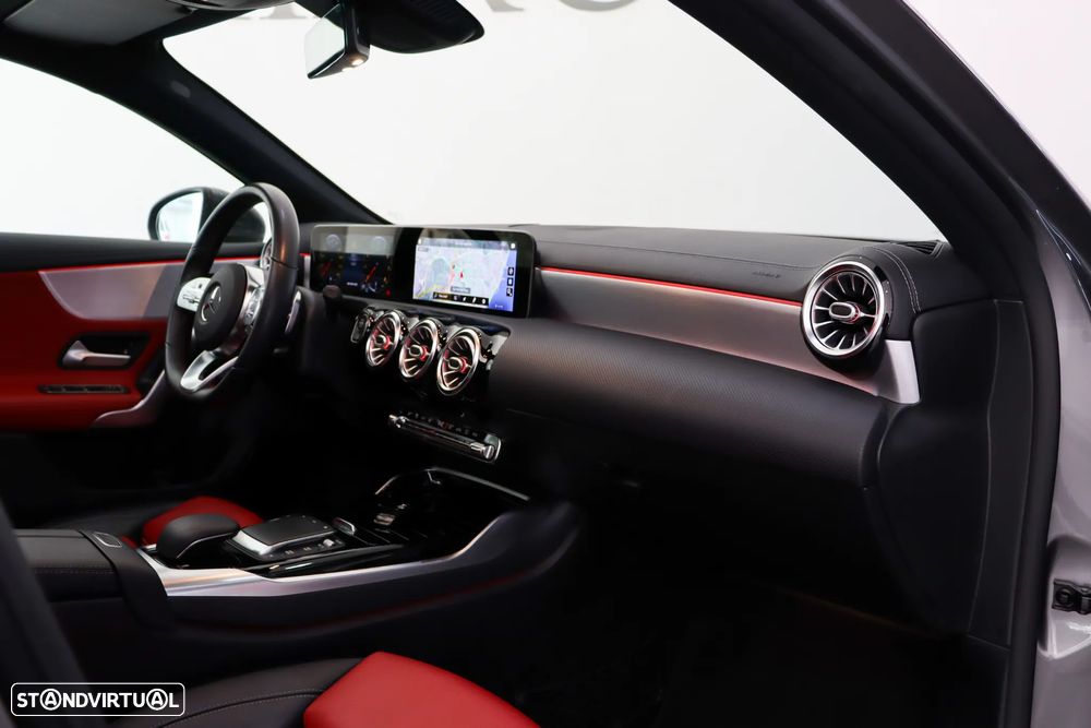 Mercedes-Benz A 45 AMG 4Matic+ Speedshift DCT 8G - 18