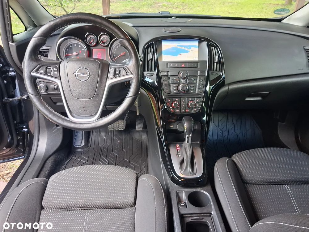 Opel Astra 1.4 Turbo Automatik Exklusiv - 26