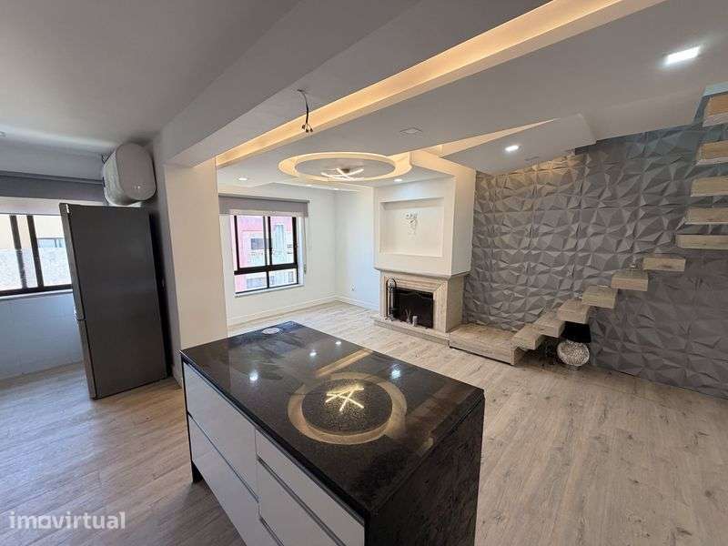 Apartamento T3 Mem Martins - Grande imagem: 2/12