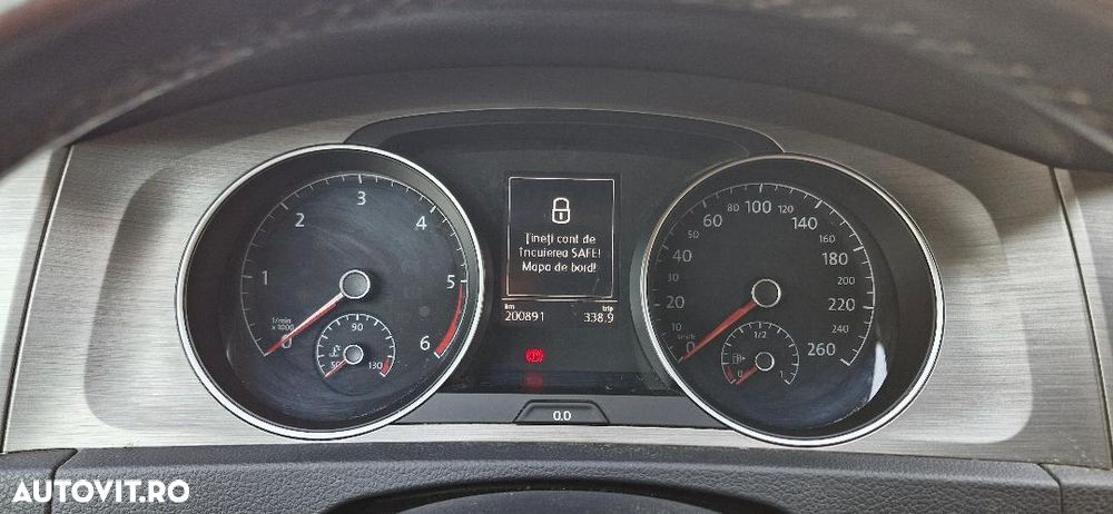 Volkswagen Golf 1.6 TDI DPF Trendline - 7