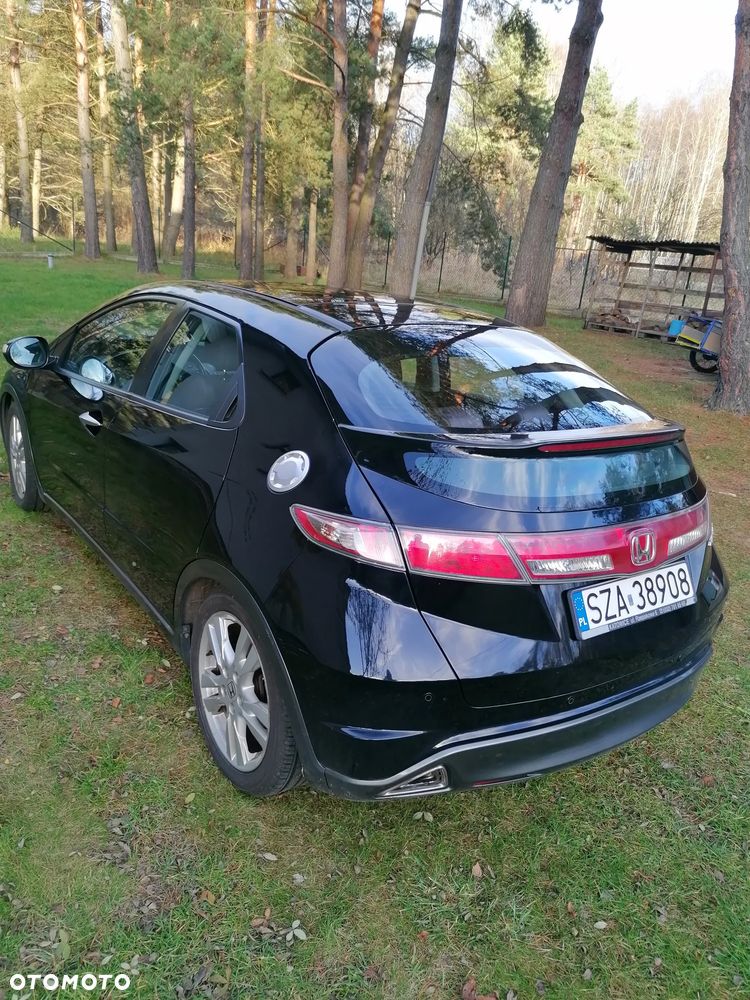 Honda Civic 1.8 Executive NAVI - 5
