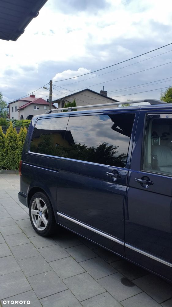 Volkswagen Multivan - 16