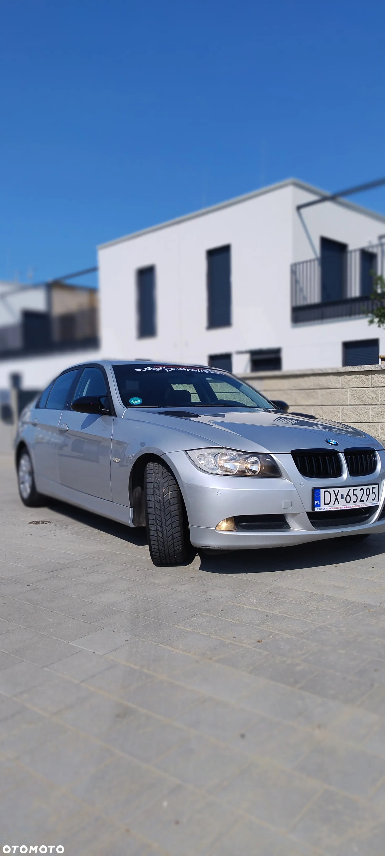BMW Seria 3 318i - 25