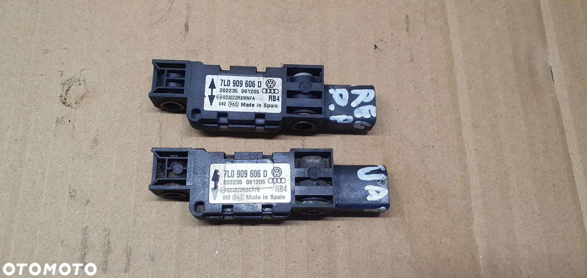 Czujnik uderzeniowy Airbag VW Touareg 7L0909606D - 1