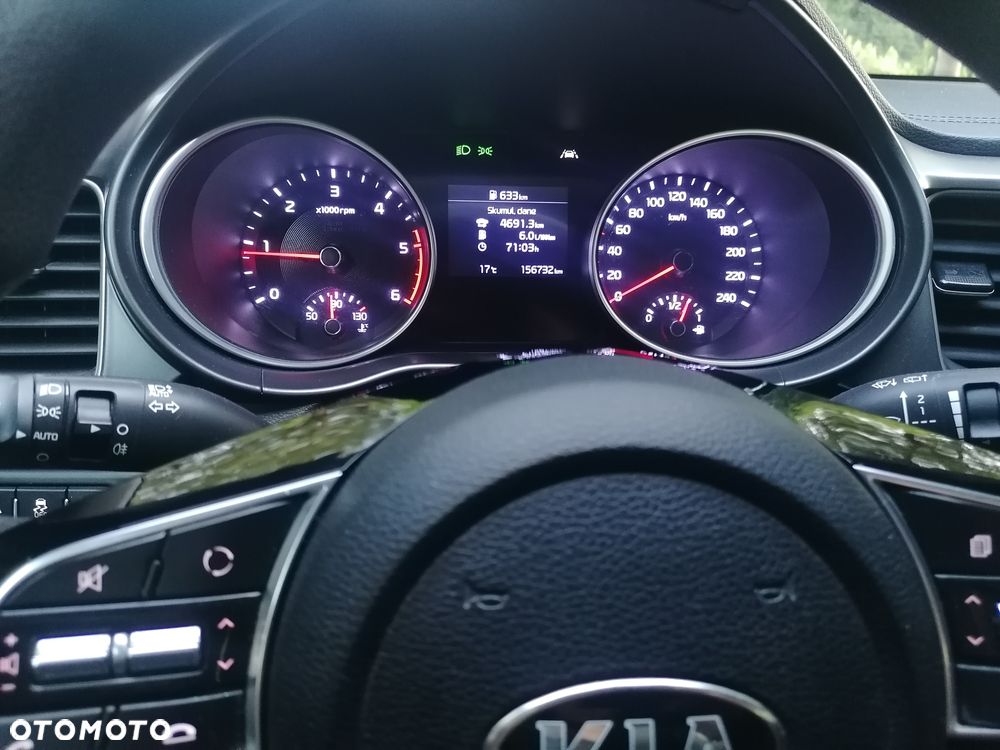 Kia Ceed - 6