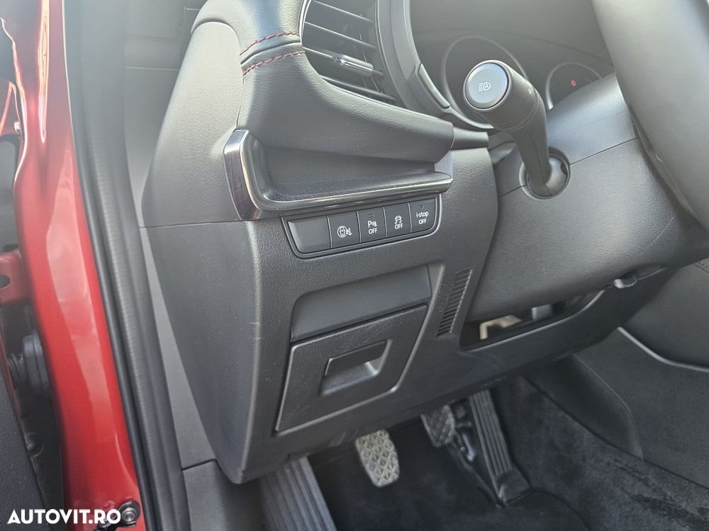 Mazda 3 e-SKYACTIV-X 2.0 M HYBRID - 24