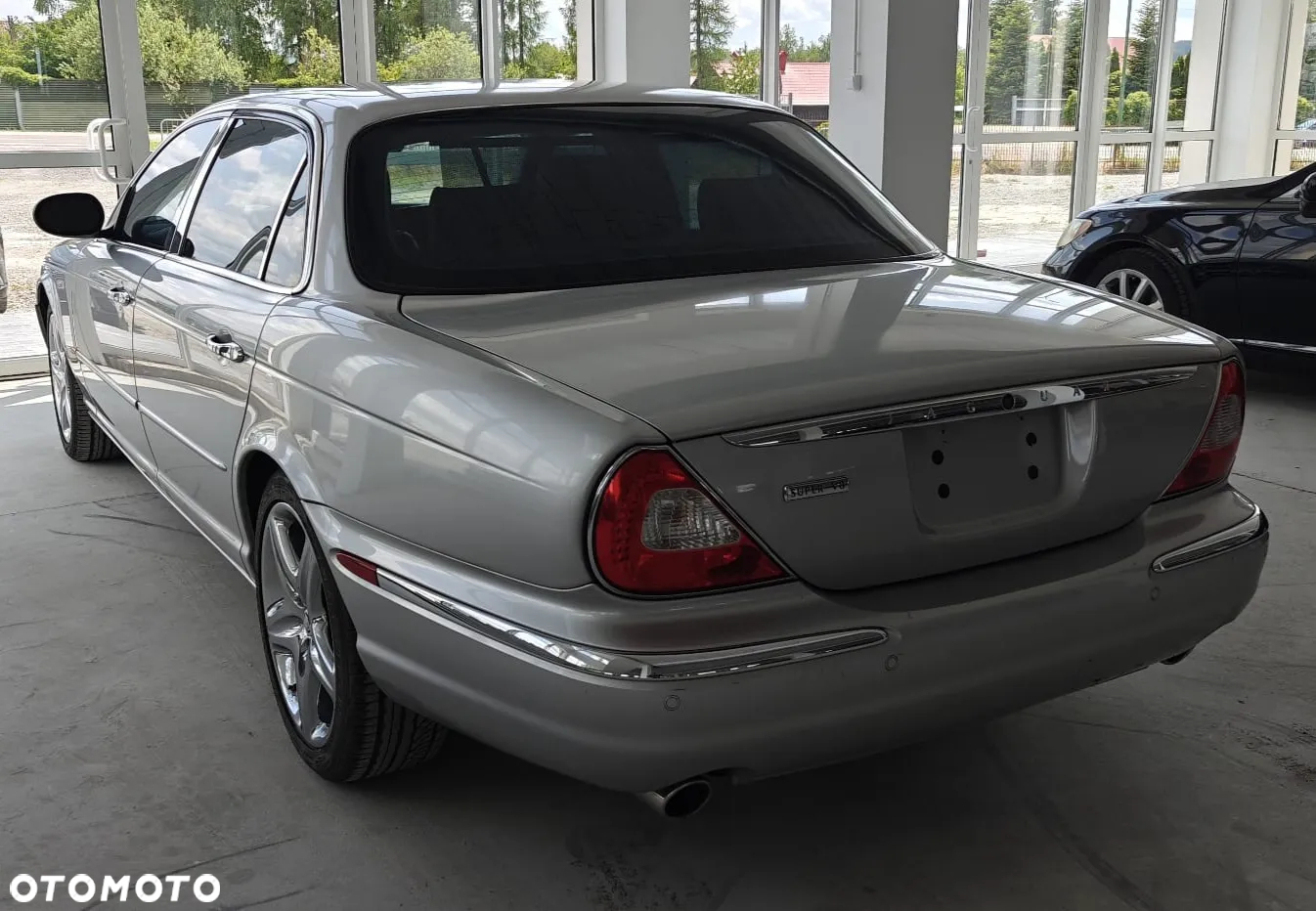 Jaguar XJ Super V8 LWB - 4