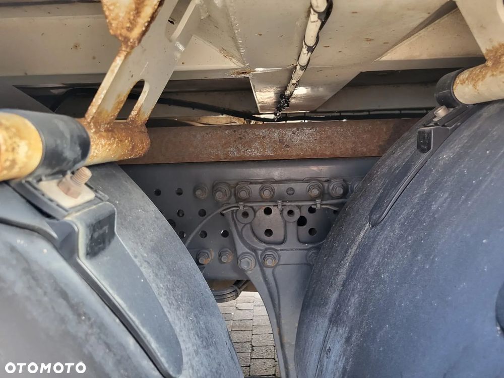 Mercedes-Benz Econic 2630 dwukomorowa - 32