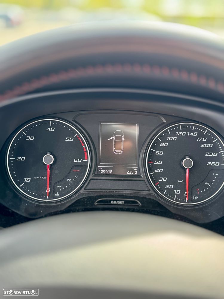 SEAT Leon 2.0 TDI DPF S&S FR - 22