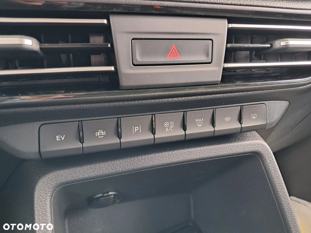 Ford Transit Connect - 20