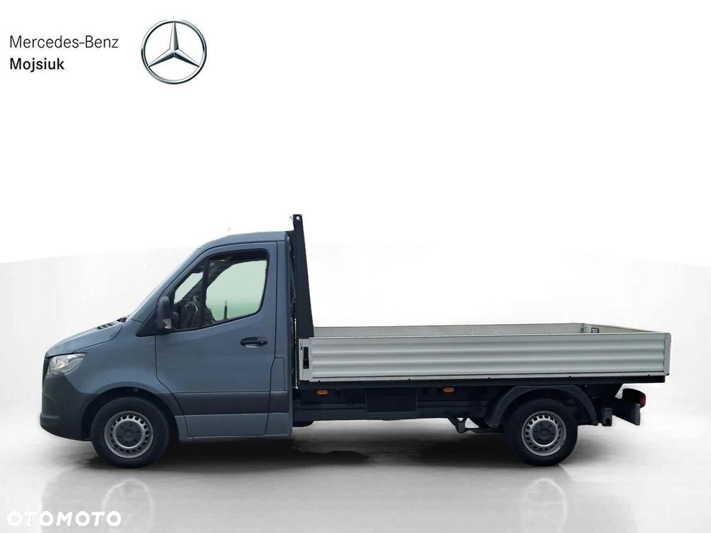 Mercedes-Benz Sprinter 910 - 4