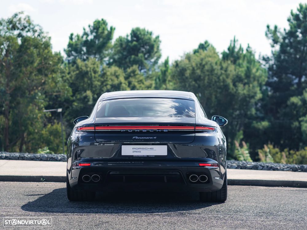 Porsche Panamera 4 E-Hybrid - 6
