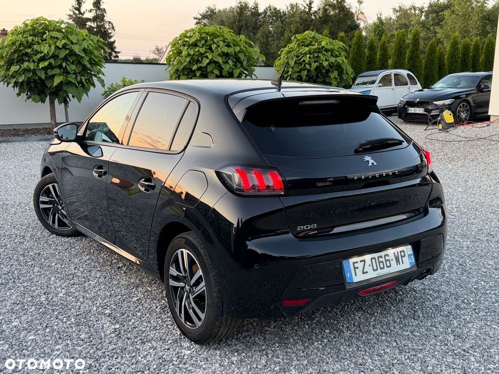 Peugeot 208 PureTech 100 Allure - 16
