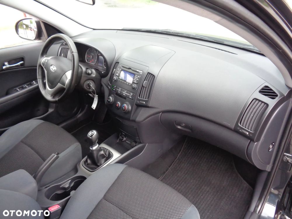 Hyundai i30 i30cw 1.4 Edition Plus - 10
