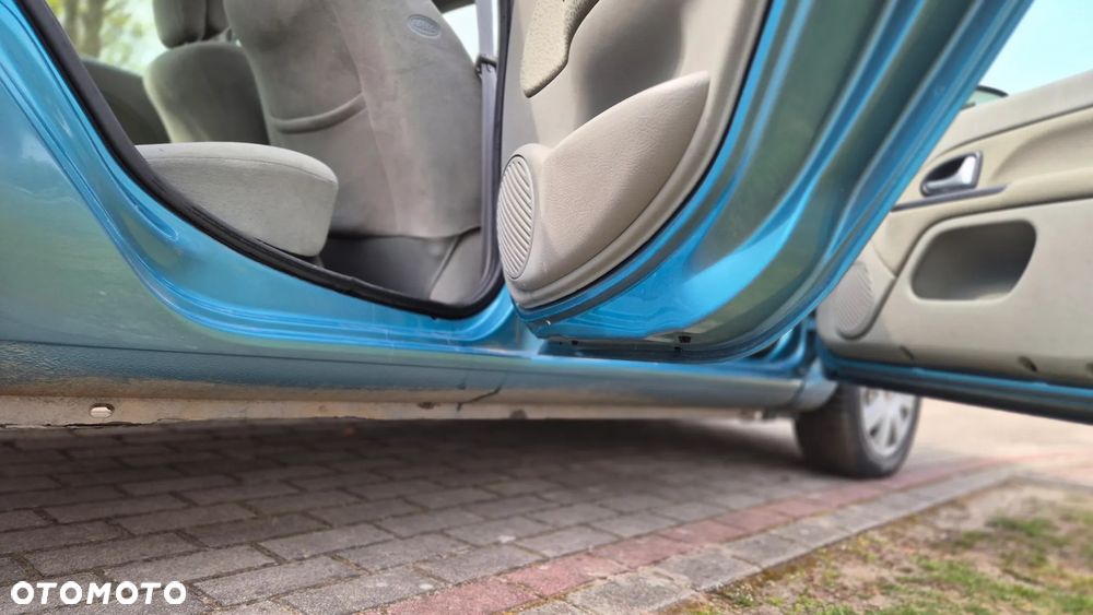 Renault Clio 1.4 16V Extreme - 15