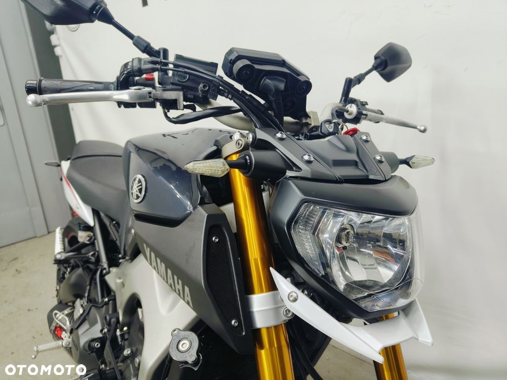 Yamaha MT - 4