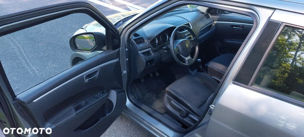Suzuki Swift - 13
