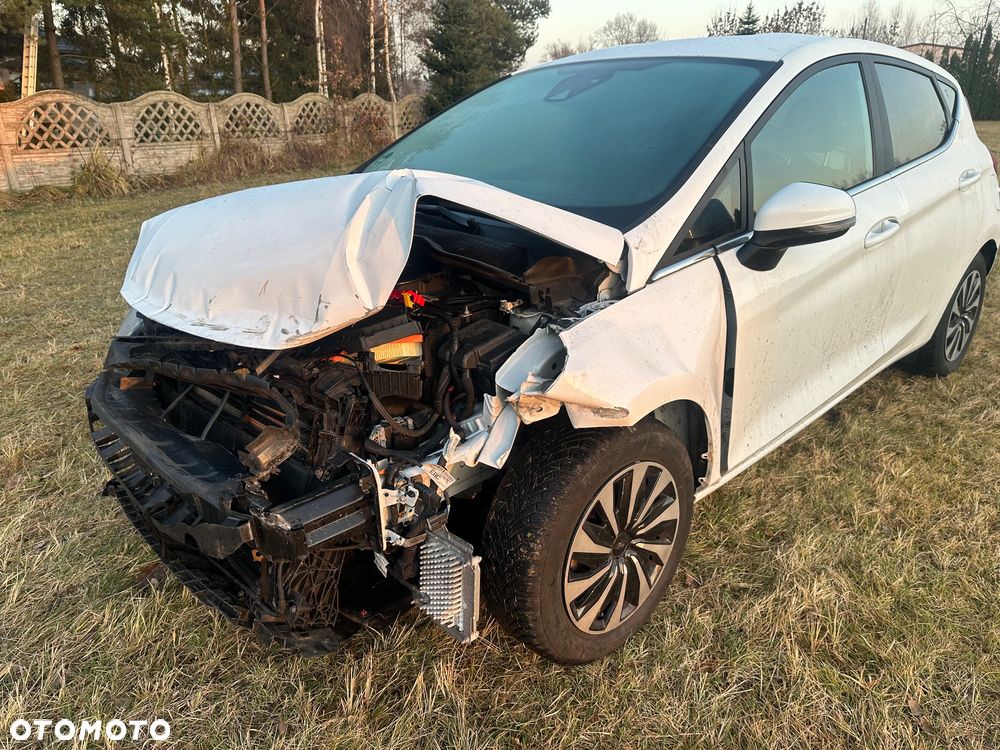 Ford Fiesta 1.0 EcoBoost mHEV Titanium - 4