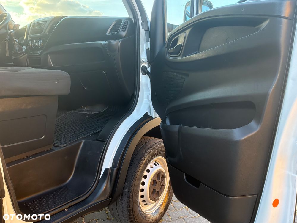 Iveco DAILY 35S15 - 30