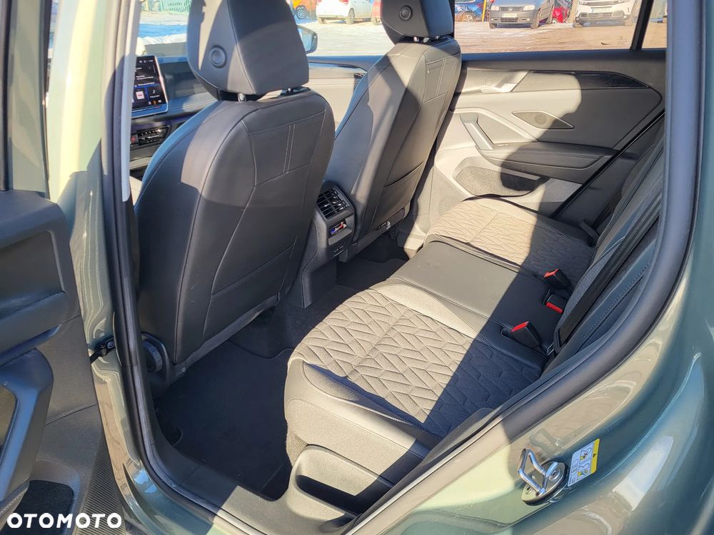 Volkswagen Tiguan - 31