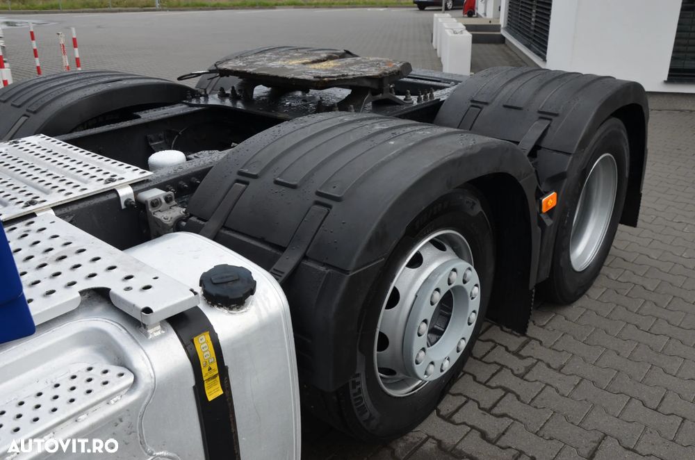 Volvo FH 5 XL NEW / 6X2/4 PUSHER / 2022r. / I-SAVE / KLIMA P. / FULL LED / FULL AIR / ACC / NAVI / KAMERA / DE / 5937 - 11