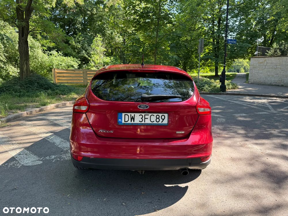Ford Focus 1.5 EcoBoost Titanium ASS - 5