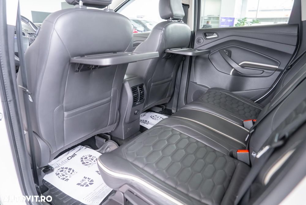 Ford Kuga 2.0 TDCi 4x4 Aut. Vignale - 24