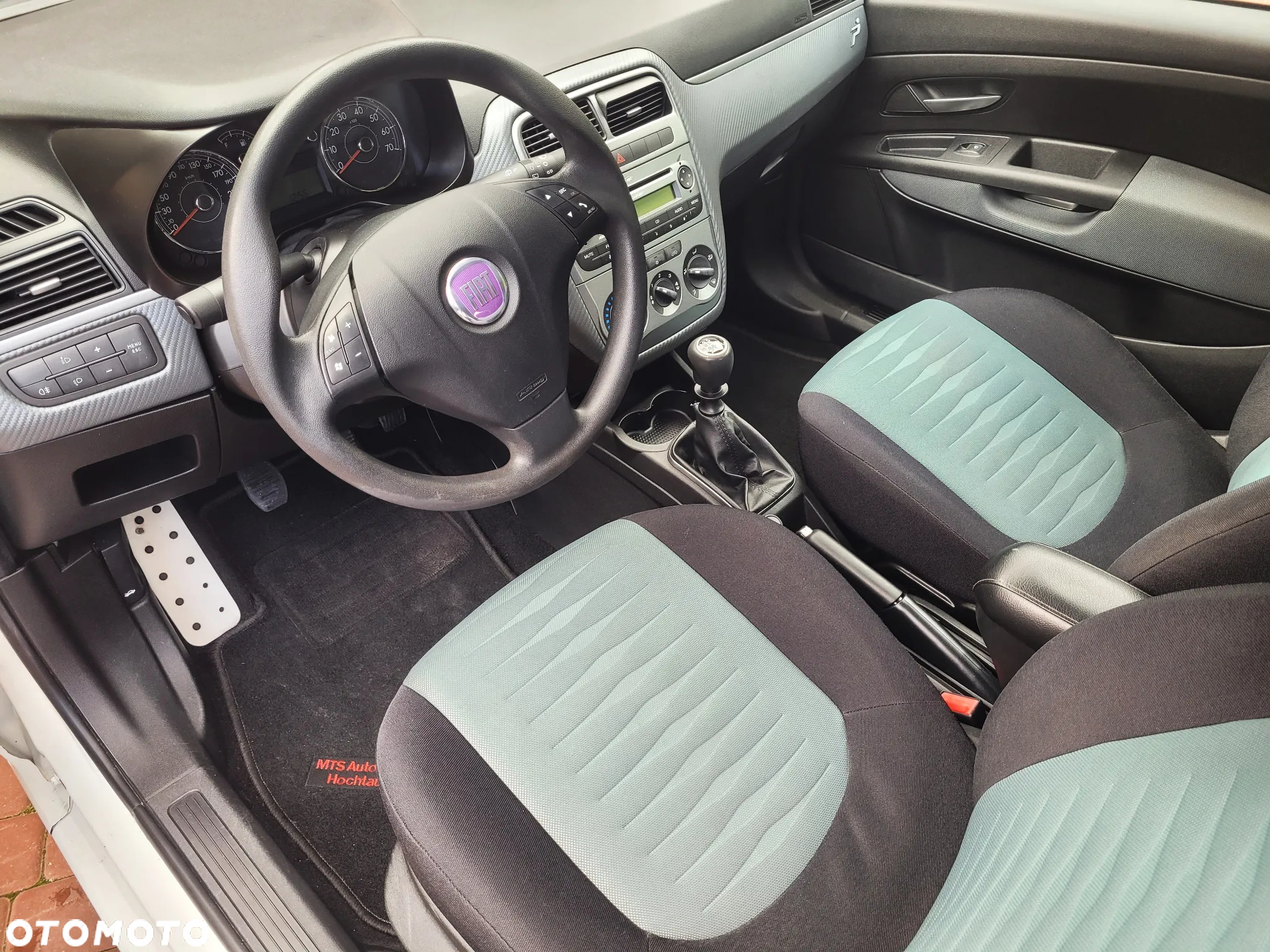 Fiat Grande Punto - 16
