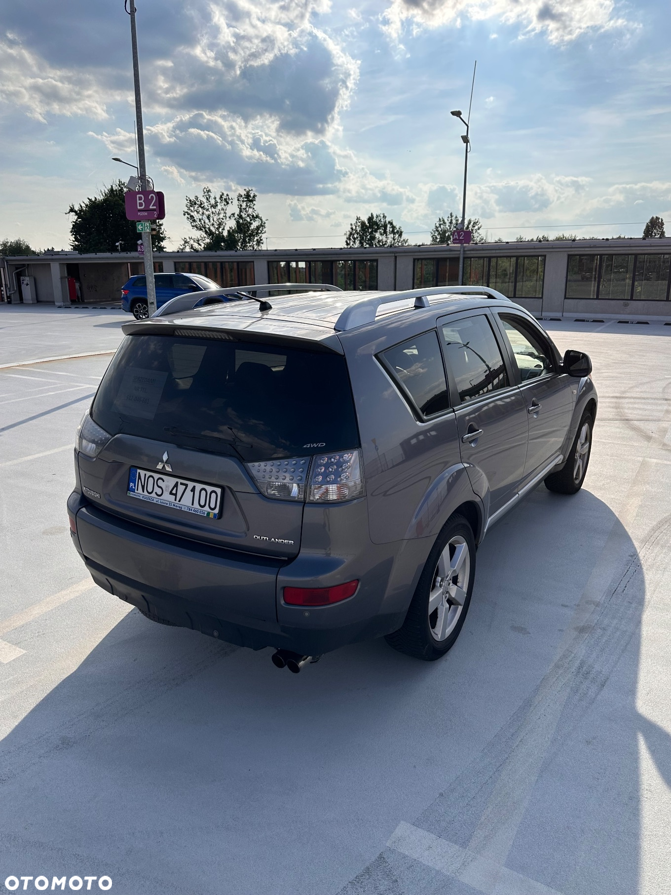 Mitsubishi Outlander - 5