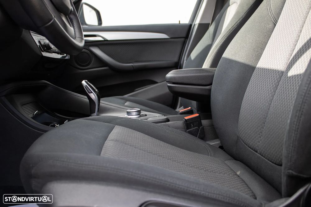 BMW X1 16 d sDrive Line Sport Auto - 14