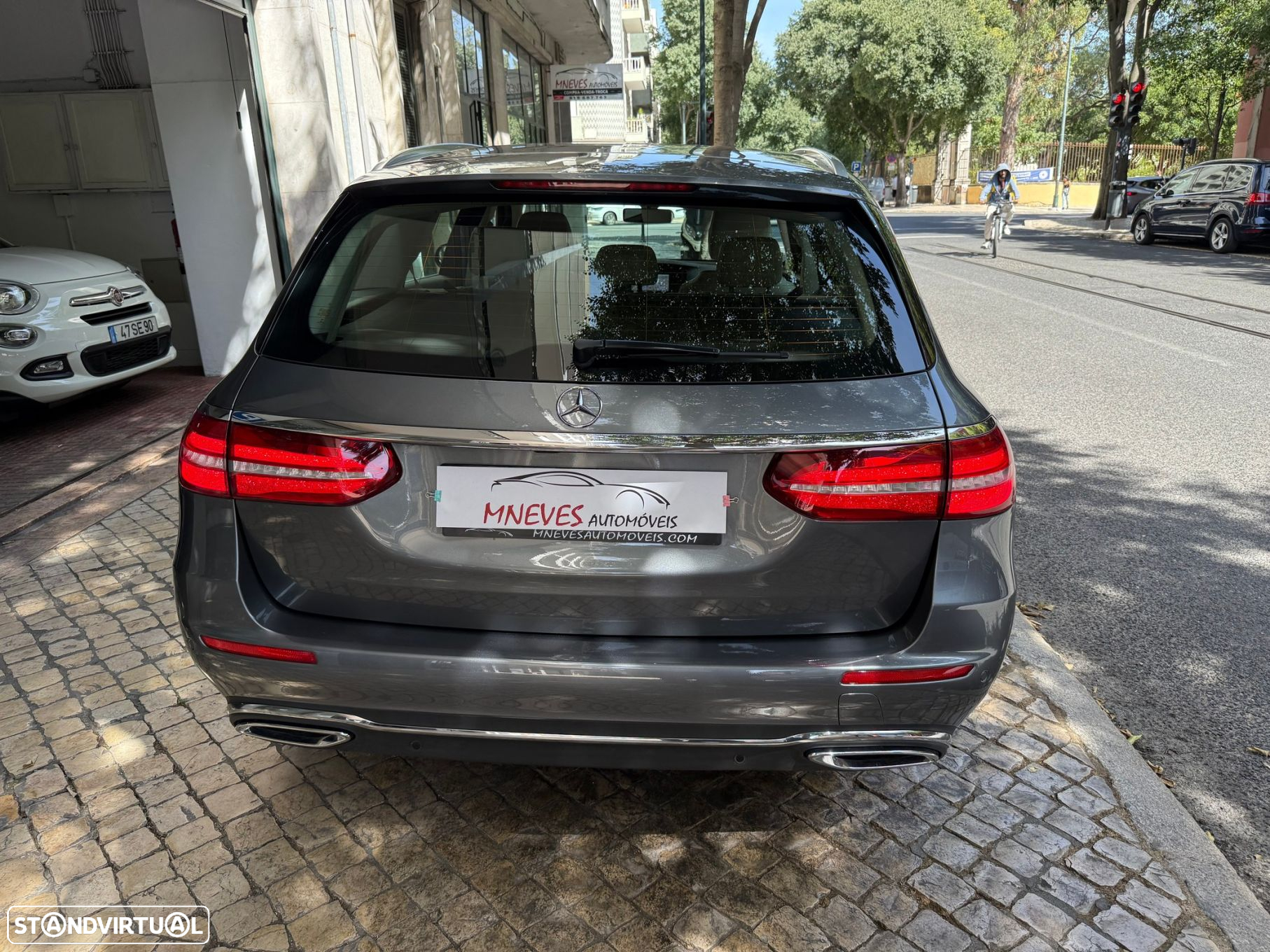 Mercedes-Benz E 220 d Exclusive - 5