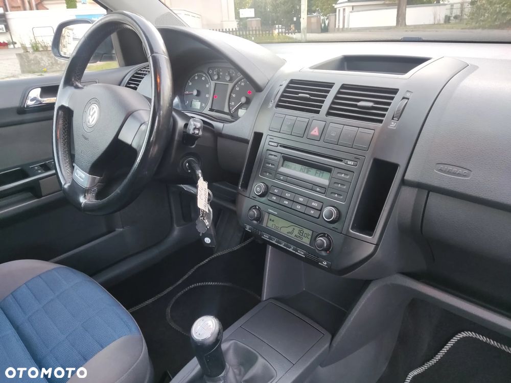 Volkswagen Polo 1.2 Tour - 26