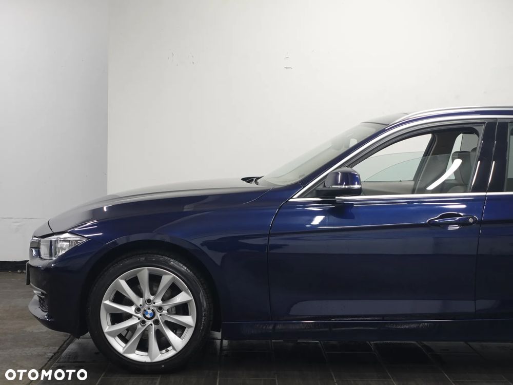 BMW Seria 3 - 16