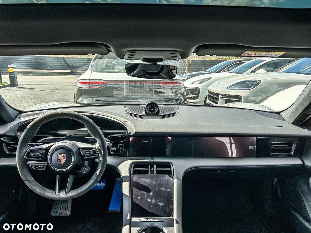 Porsche Taycan 105kWh 4 - 9